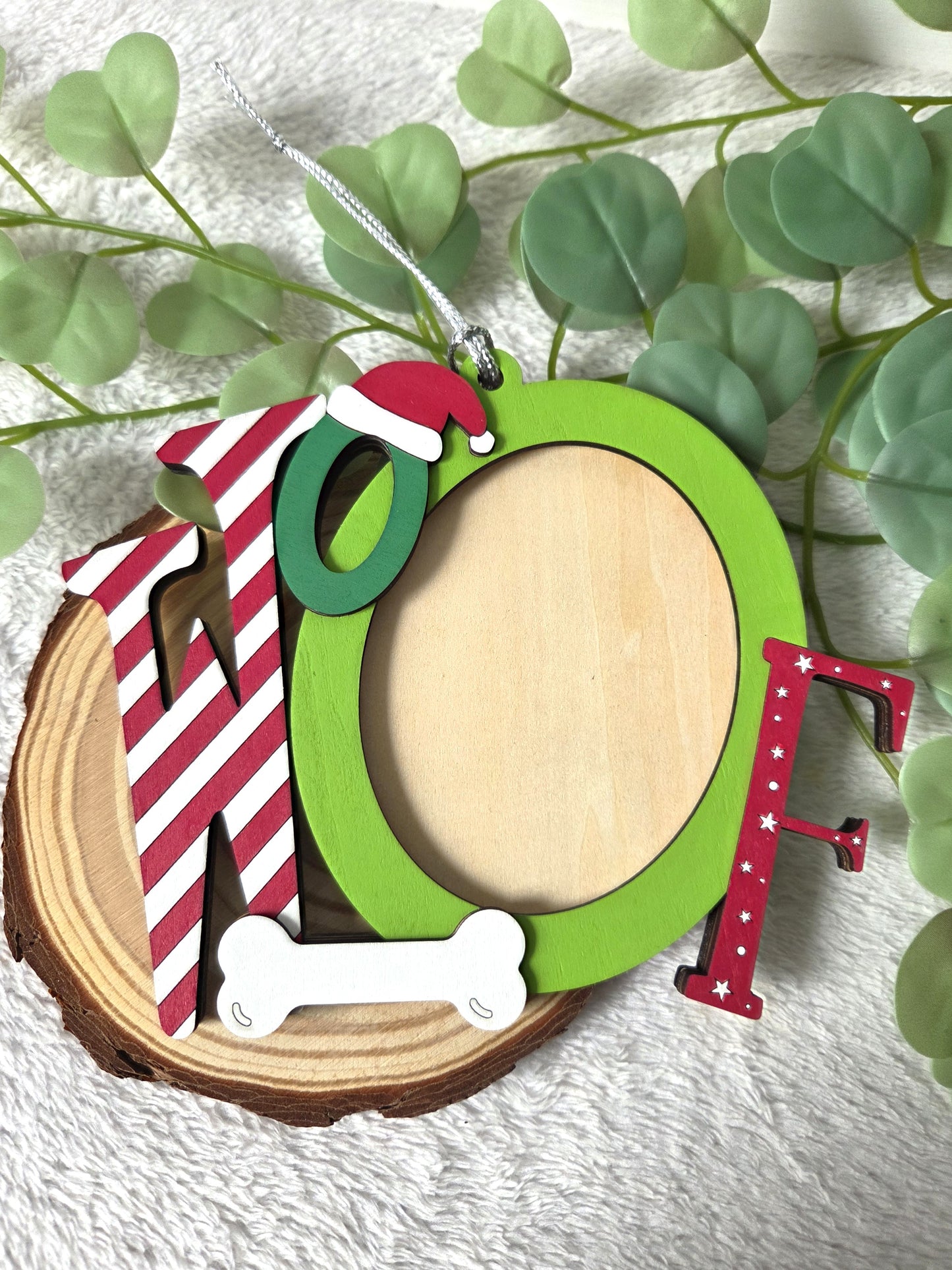 Ornement de Noël – Mot “WOOF” avec emplacement photo | Décoration festive pour amoureux des chiens