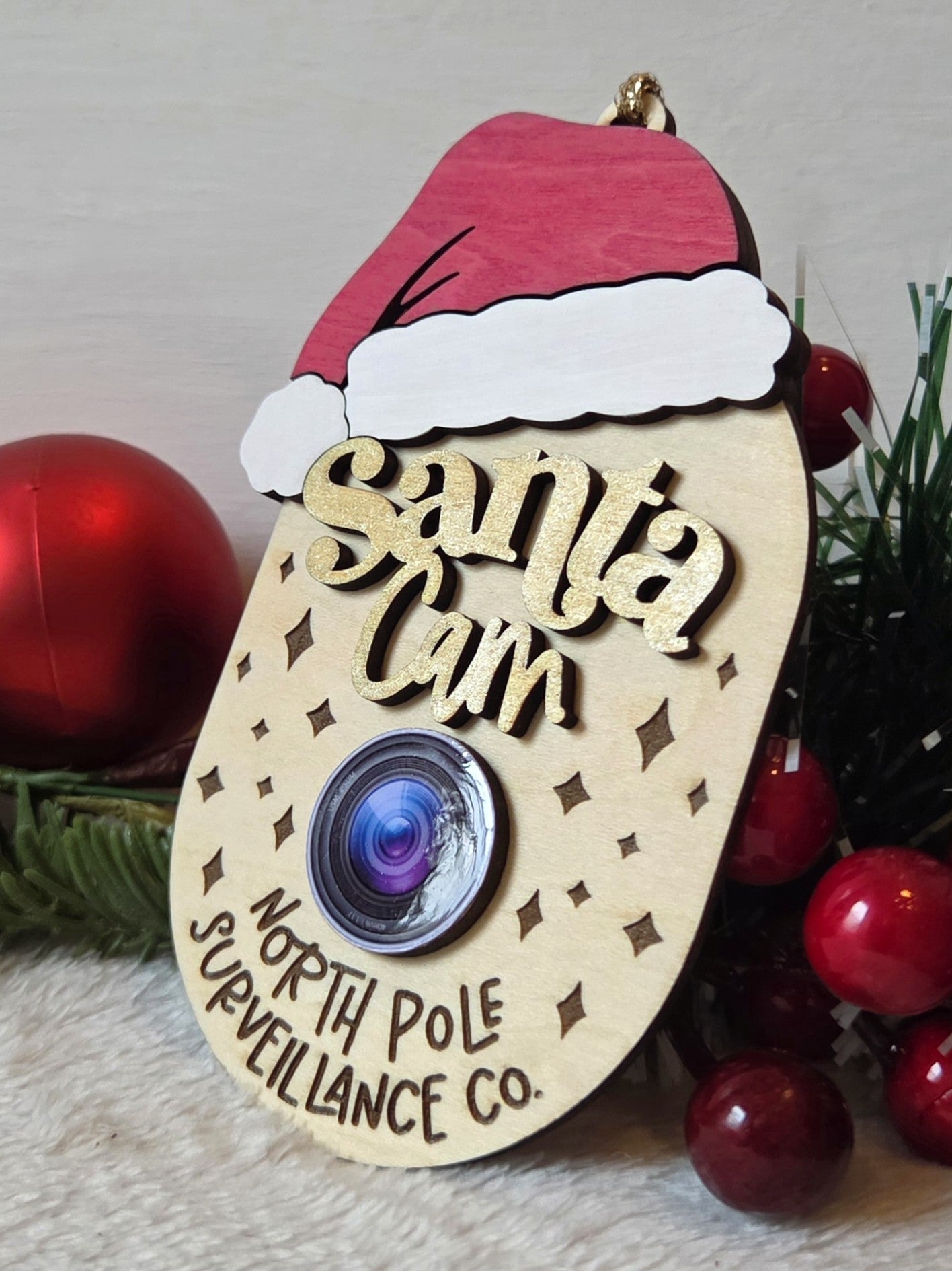 Ornement de Noël – Caméra du Père Noël “North Pole Surveillance Co.” | Santa Cam amusante