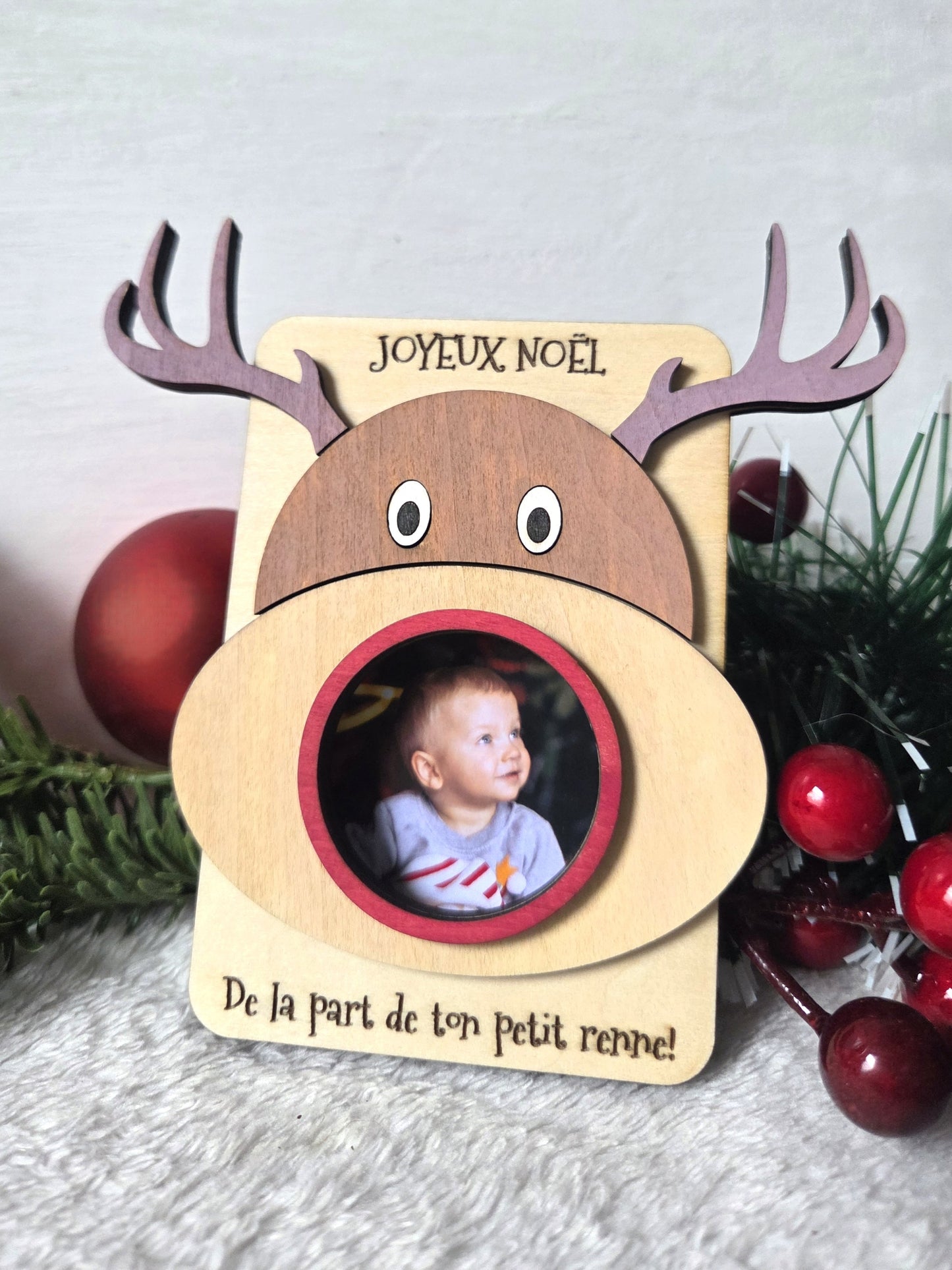 Magnet photo en bois – Modèle “Renne” | Cadre magnétique pour frigo