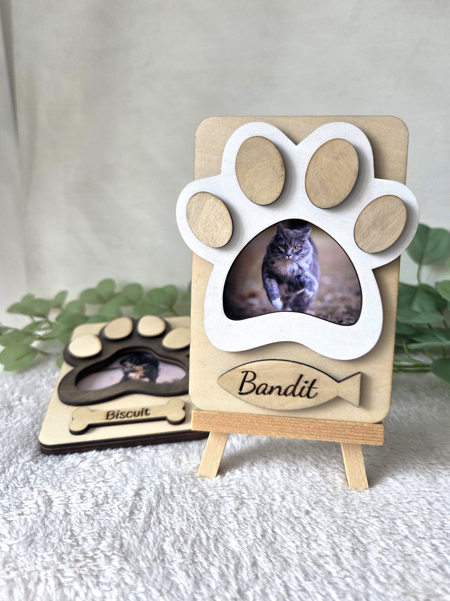 Magnet photo en bois – chien / chat personnalisé – Empreinte de patte | Cadre magnétique en relief pour frigo