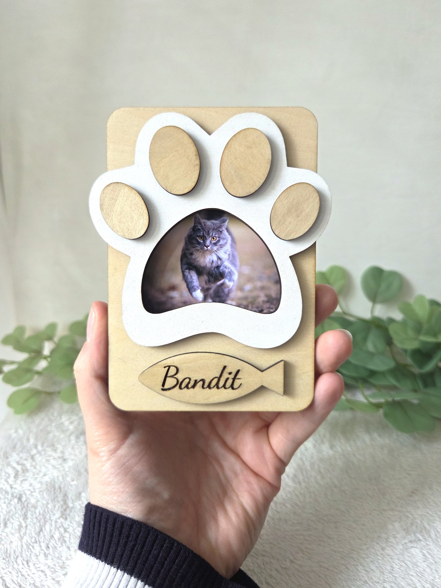 Magnet photo en bois – chien / chat personnalisé – Empreinte de patte | Cadre magnétique en relief pour frigo